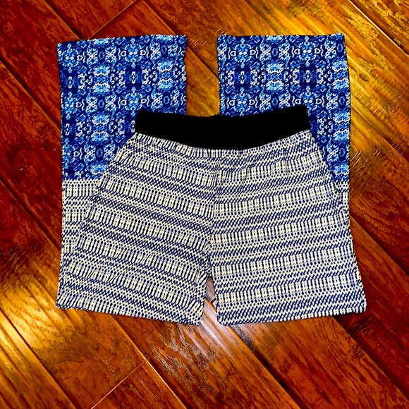 Blue and white Palazzo pants - Picture 2 of 8